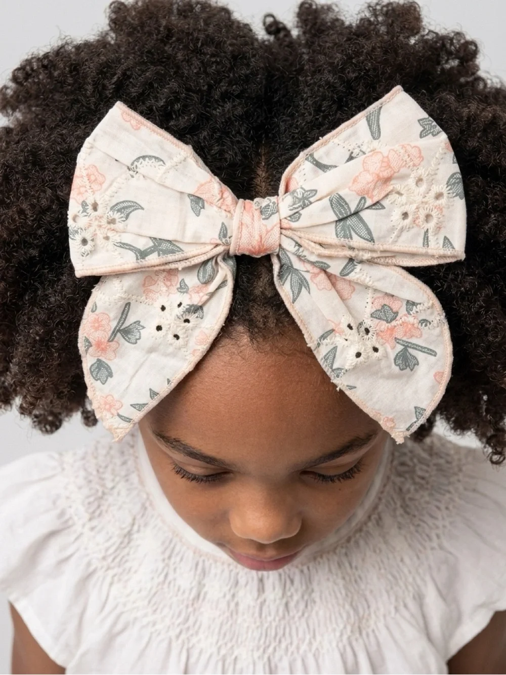 NWT Handmade Kids Floral Eyelet Lace Hair Bow - Sweet Cottagecore Style